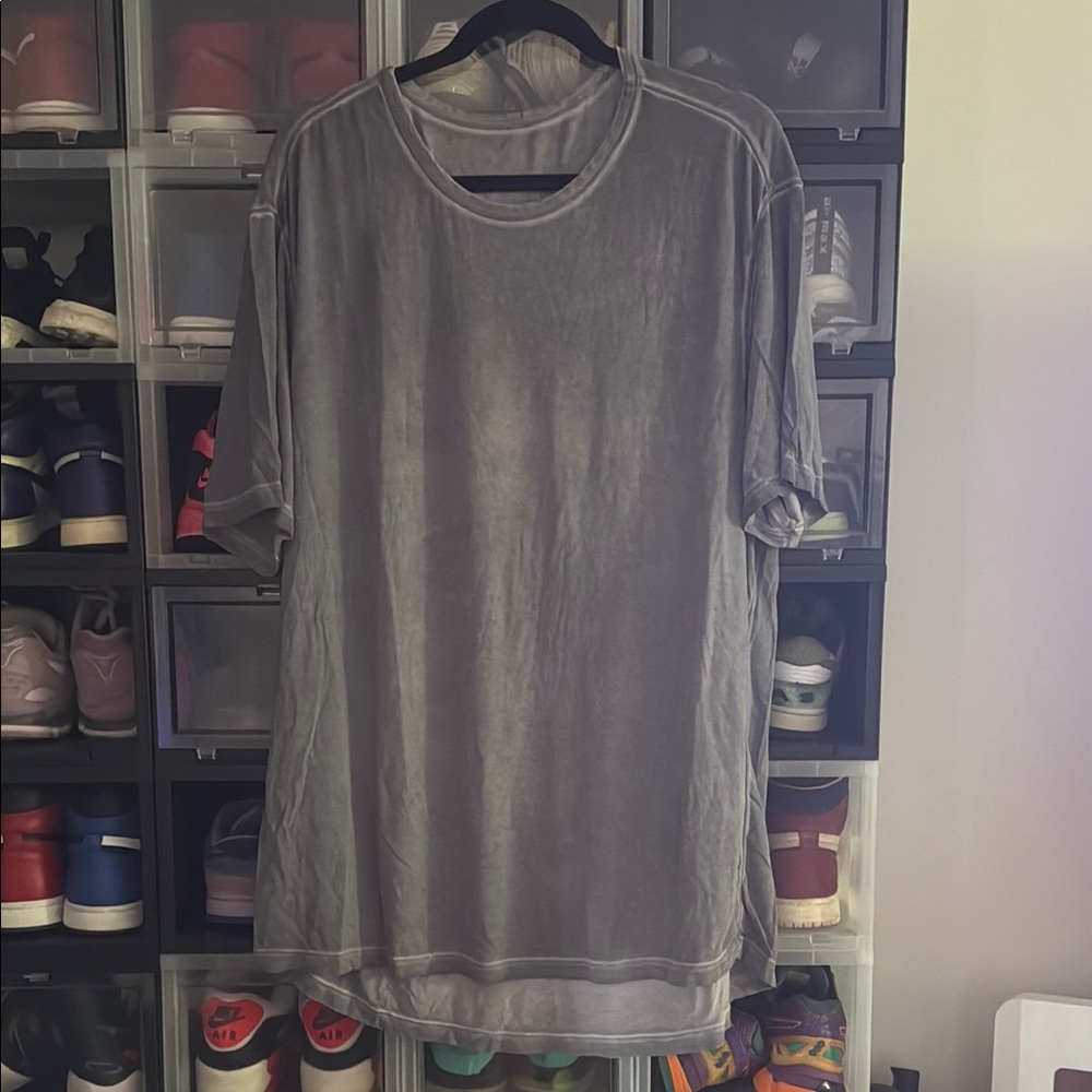 Lululemon sz XL Tshirt